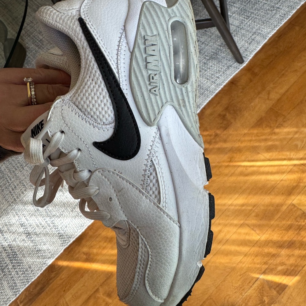SOLD nike air max
